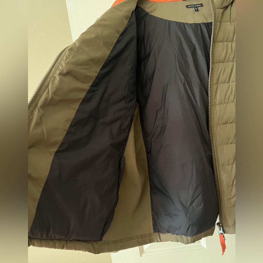 Universal Standard Women’s Puffer in Size 22-24 (Large in Universal Standard) - Picture 11 of 13